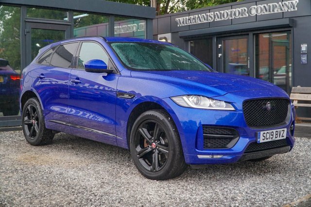 Jaguar F-Pace 2.0 I4 180Ps R-sport Awd White #8