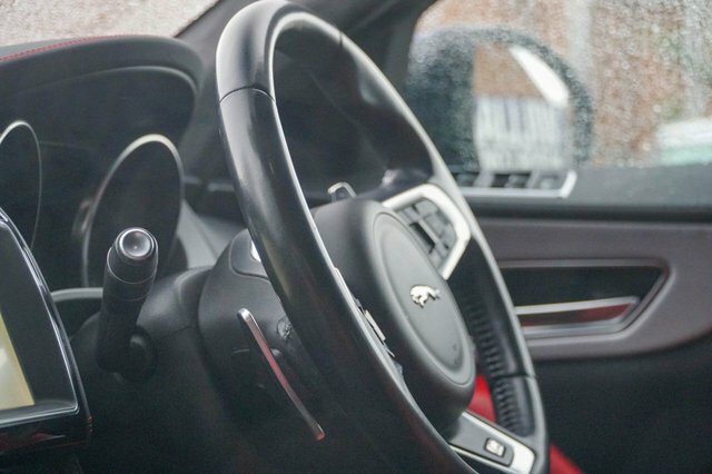 Jaguar F-Pace 2.0 I4 180Ps R-sport Awd White #22