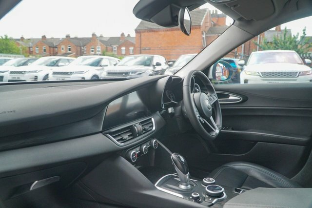 Alfa Romeo Giulia 2.0T Veloce Euro 6 Ss Black #18
