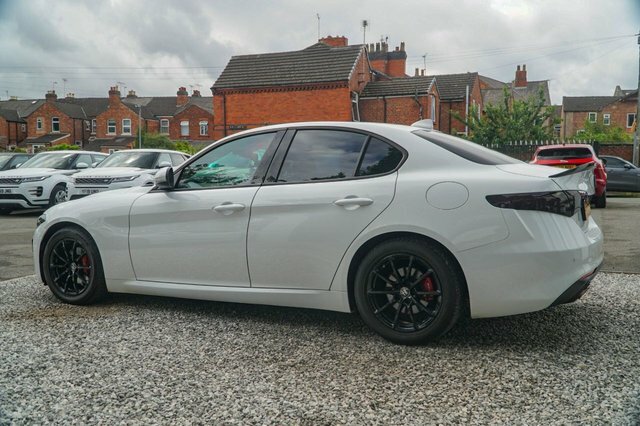 Alfa Romeo Giulia 2.0T Veloce Euro 6 Ss Black #35