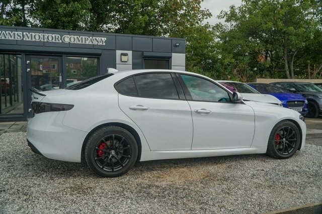 Alfa Romeo Giulia 2.0T Veloce Euro 6 Ss Black #41