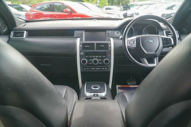 Land Rover Discovery Sport 2018 2.0 Sd4 Hse Luxury Suv 4Wd Eu Red #3