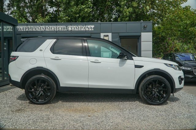 Land Rover Discovery Sport 2018 2.0 Td4 Hse Black Suv 4Wd Eur Black #6