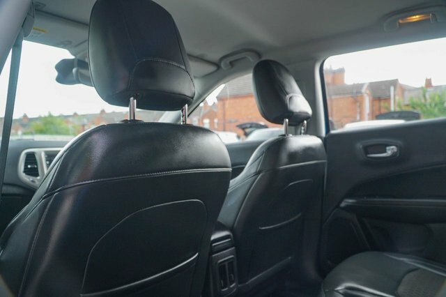 Jeep Compass 1.4T Multiairii Limited Suv Euro Black #29