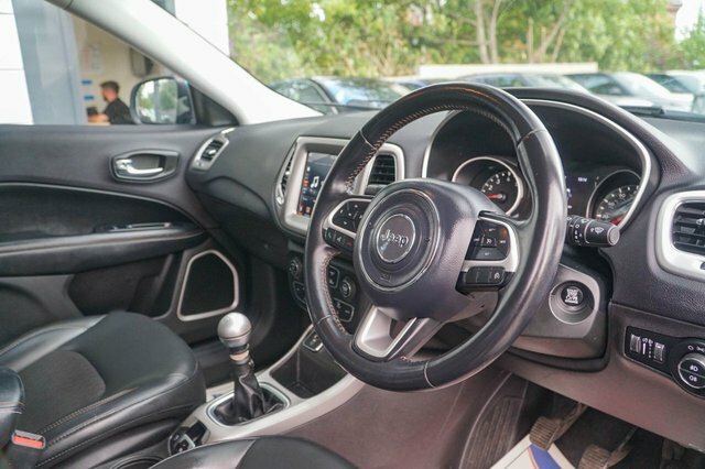 Jeep Compass 1.4T Multiairii Limited Suv Euro Black #57