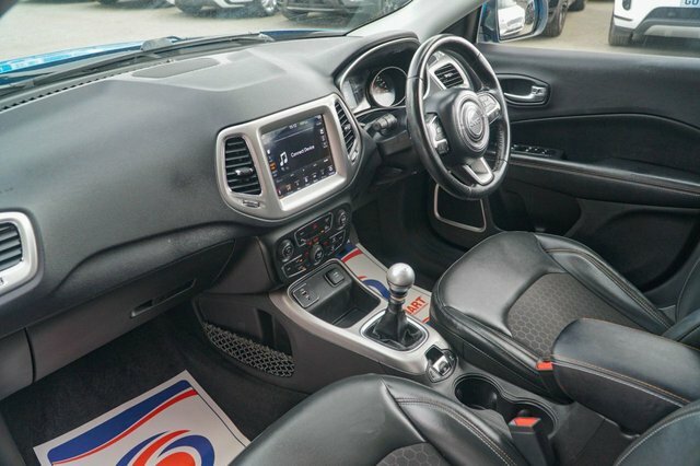 Jeep Compass 1.4T Multiairii Limited Suv Euro Black #26