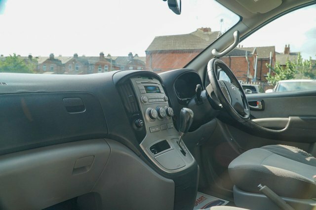 Hyundai I800 2.5 Style Crdi 134 Bhp Grey #39