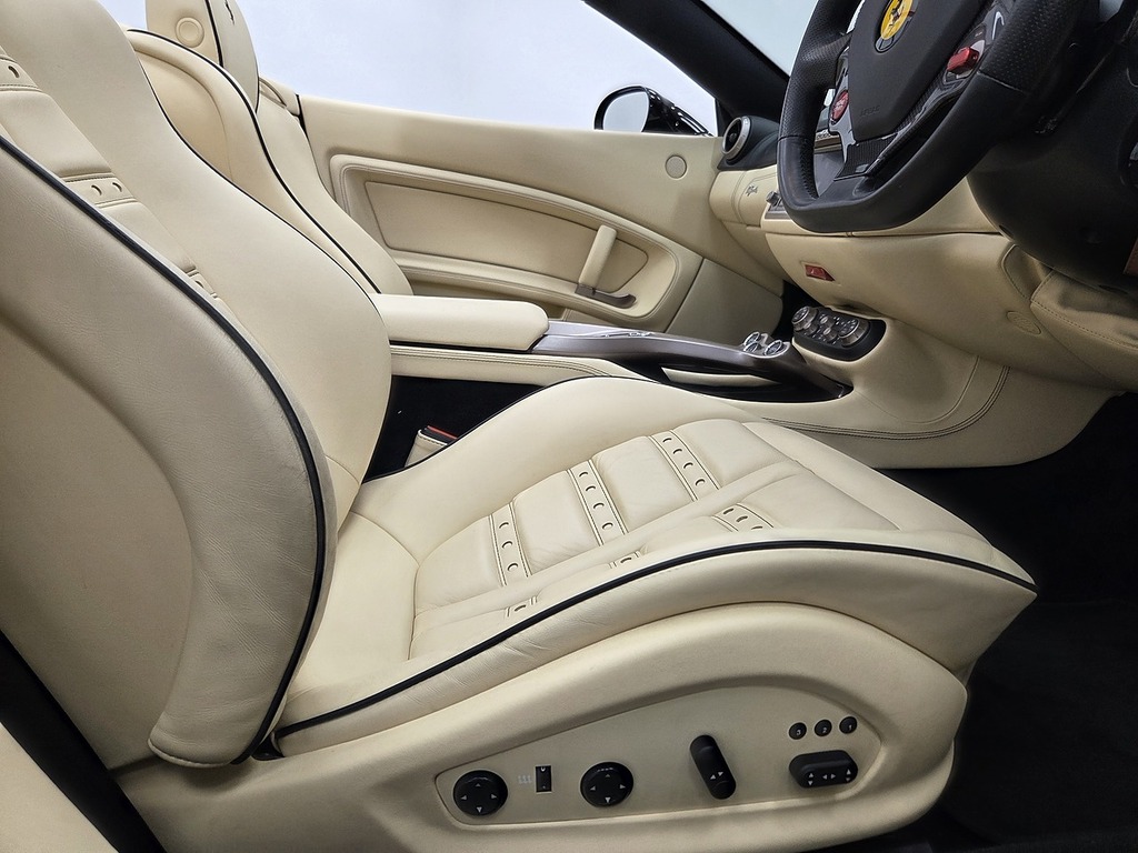Ferrari California 4.3 V8 30 Convertible F1 Dct Euro 5 49 Black #4