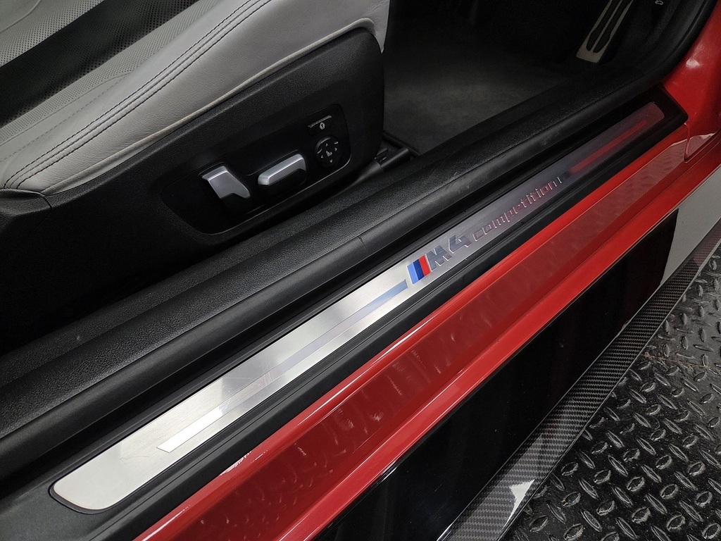 BMW M4 3.0 Biturbo Competition Coupe Steptroni Red #5