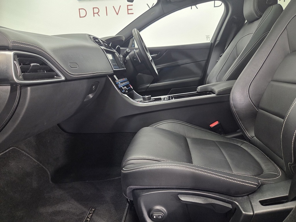 Jaguar XE 2.0I Gpf R-sport Saloon Euro 6 S Grey #5