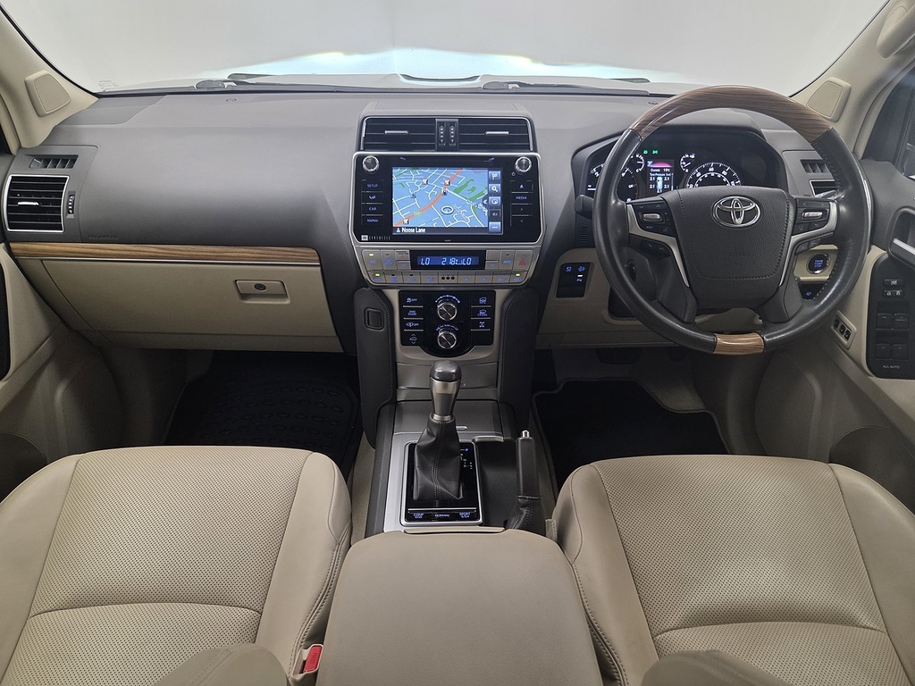 Toyota Land Cruiser 2.8 D-4d 177Ps Icon 5Dr7 Seater Black #34