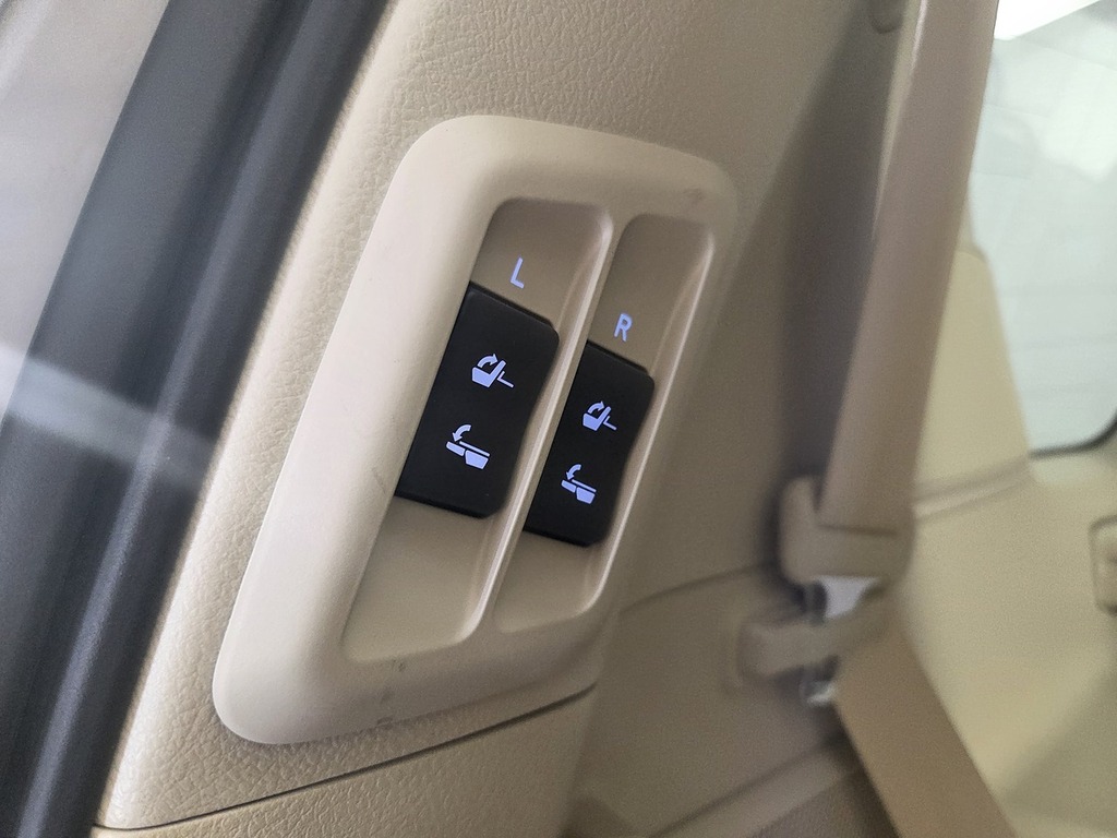Toyota Land Cruiser 2.8 D-4d 177Ps Icon 5Dr7 Seater Black #31