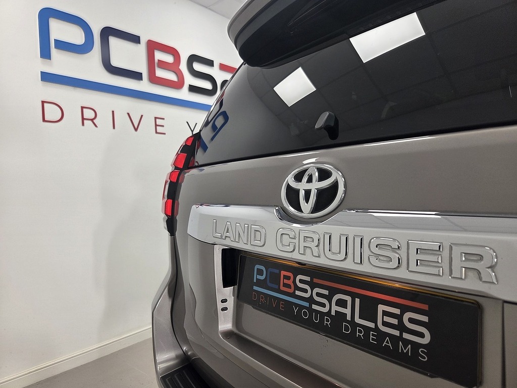 Toyota Land Cruiser 2.8 D-4d 177Ps Icon 5Dr7 Seater Black #51