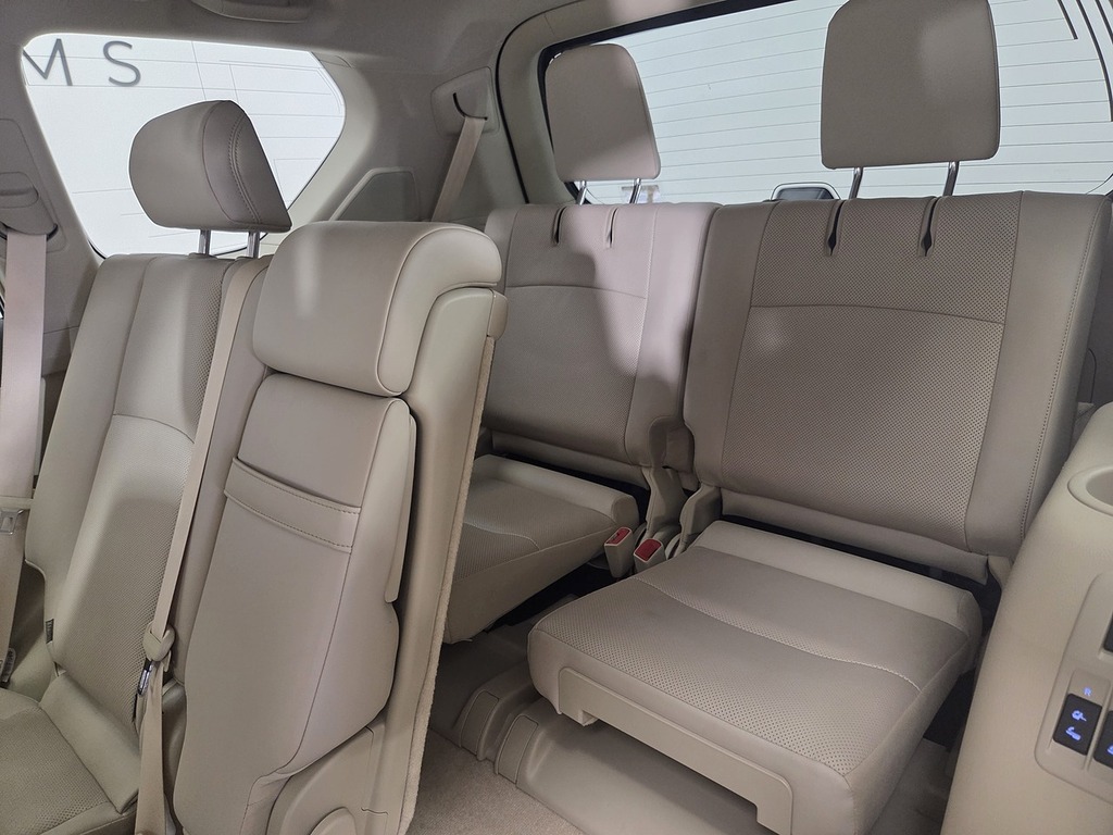 Toyota Land Cruiser 2.8 D-4d 177Ps Icon 5Dr7 Seater Black #19