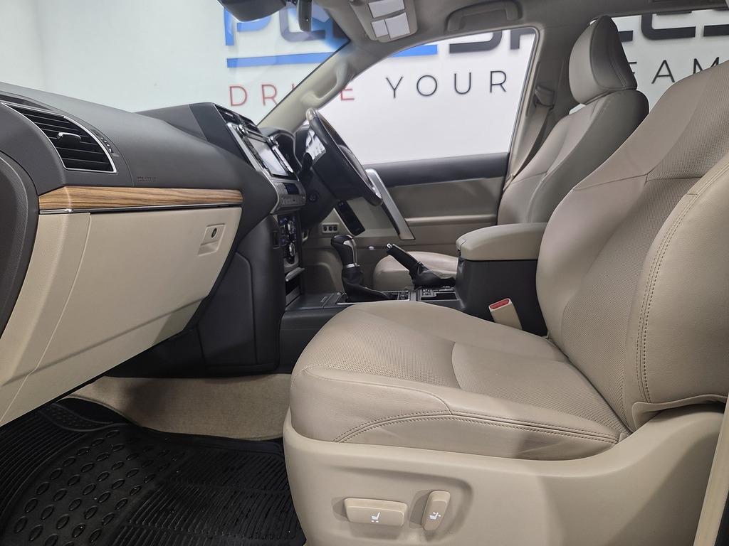 Toyota Land Cruiser 2.8 D-4d 177Ps Icon 5Dr7 Seater Black #8