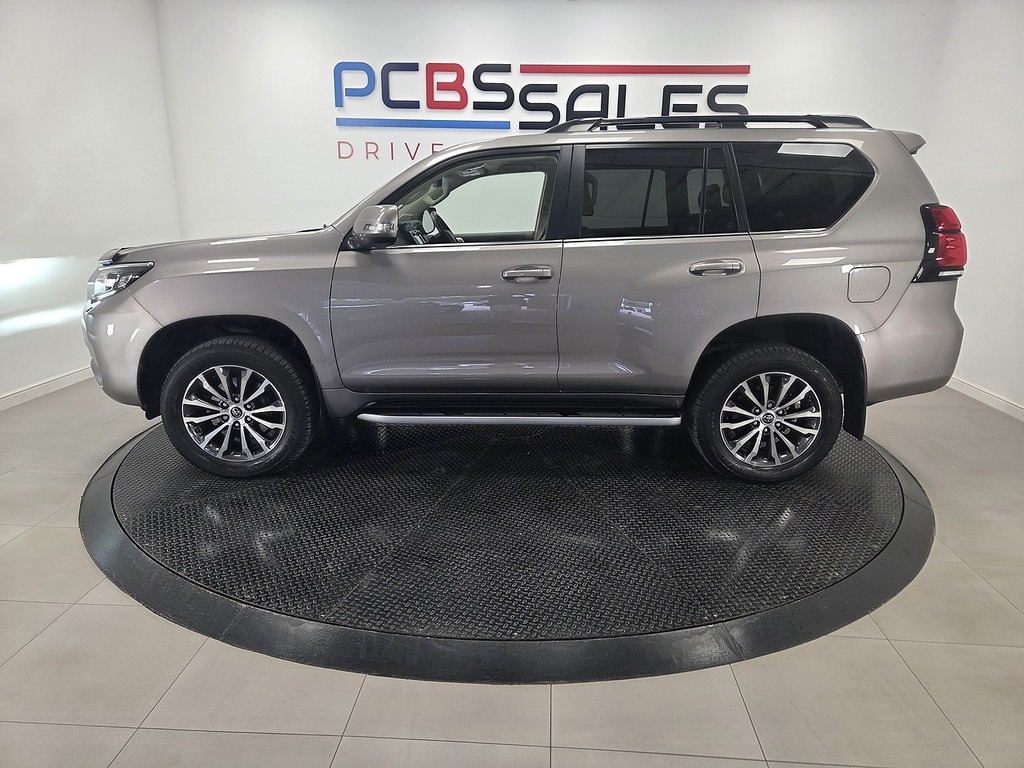 Toyota Land Cruiser 2.8 D-4d 177Ps Icon 5Dr7 Seater Black #24