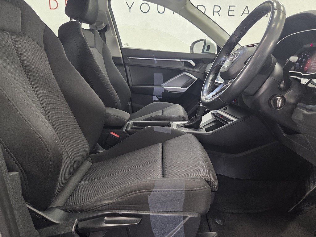Audi Q3 1.5 Tfsi Cod 35 Sport Suv S Tronic Euro White #3