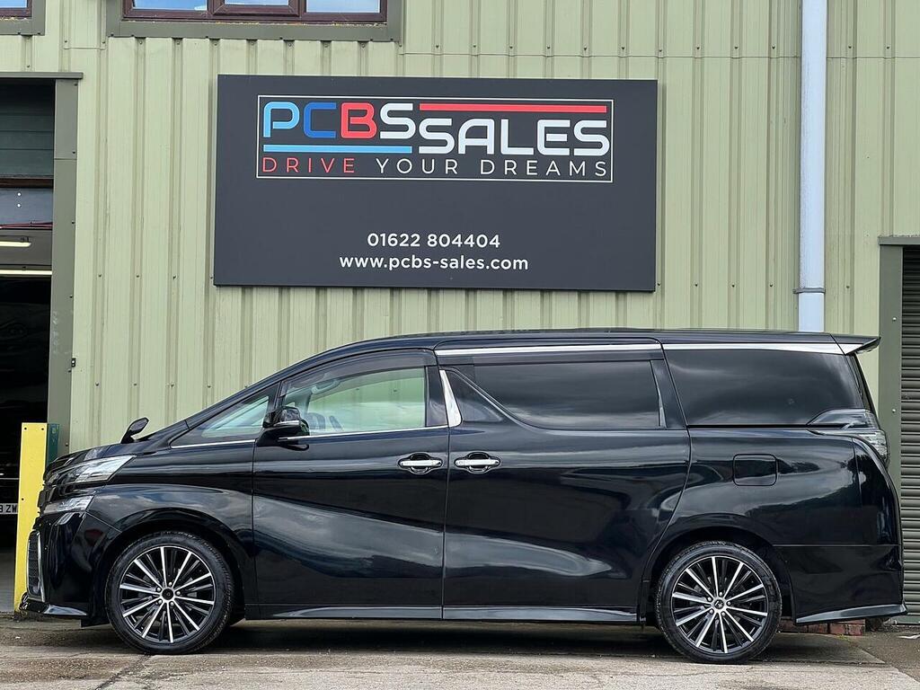 Toyota Vellfire Toyota Vellfire 2.5 Seats Black #4