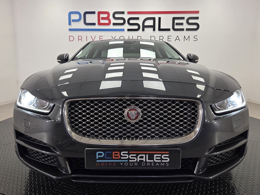Jaguar XE Jaguar Xe 2.0D R-sport Saloon Euro Black #19