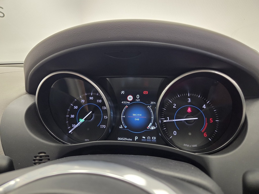 Jaguar XE Jaguar Xe 2.0D R-sport Saloon Euro Black #25