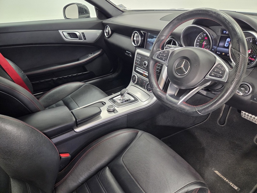 Mercedes-Benz SLC 2.0 Slc200 Amg Line Convertible G-troni White #3