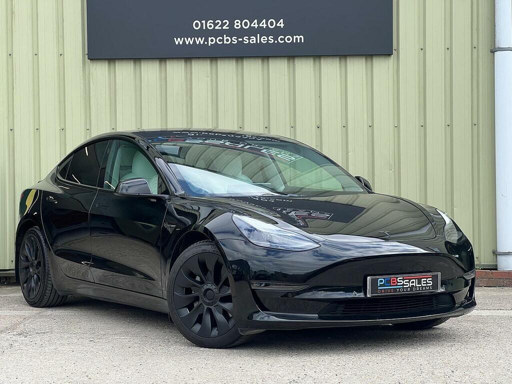 Tesla Model 3 Dual Motor Long Range Saloon 4 Black