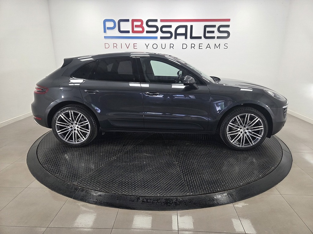 Porsche Macan 3.0 Gts Pdk Blue #17
