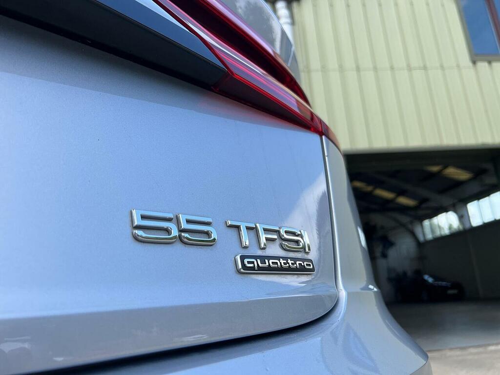 Audi Q8 S Line Blue #40