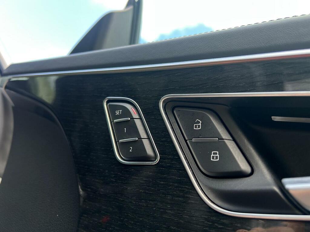Audi Q8 S Line Blue #21