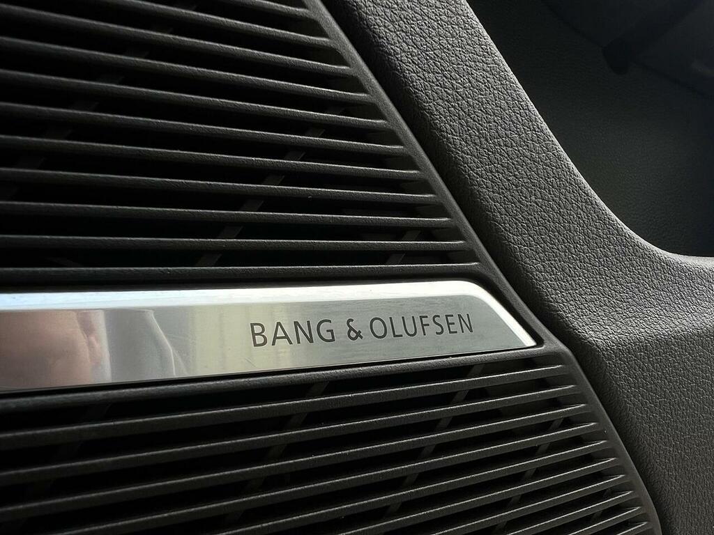Audi Q8 S Line Blue #47