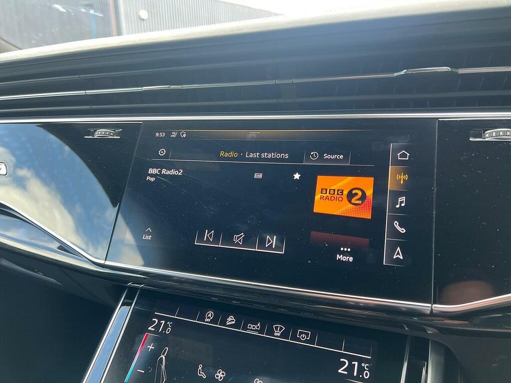 Audi Q8 S Line Blue #29