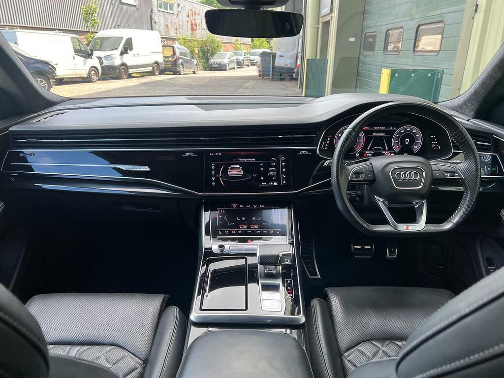 Audi Q8 S Line Blue #9