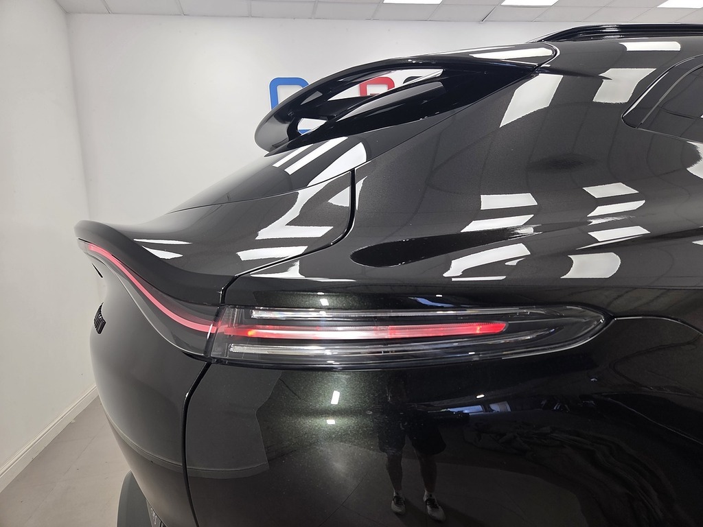 Aston Martin DBX V8 550 Touchtronic Grey #49