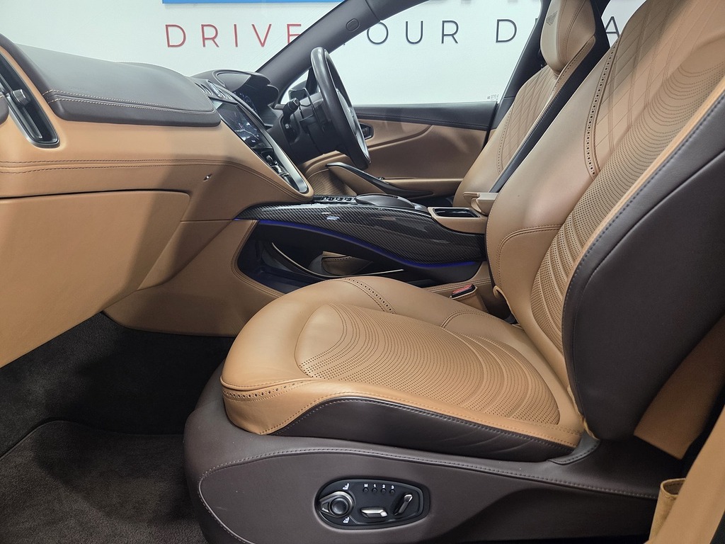 Aston Martin DBX V8 550 Touchtronic Grey #8