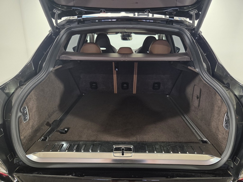 Aston Martin DBX V8 550 Touchtronic Grey #23