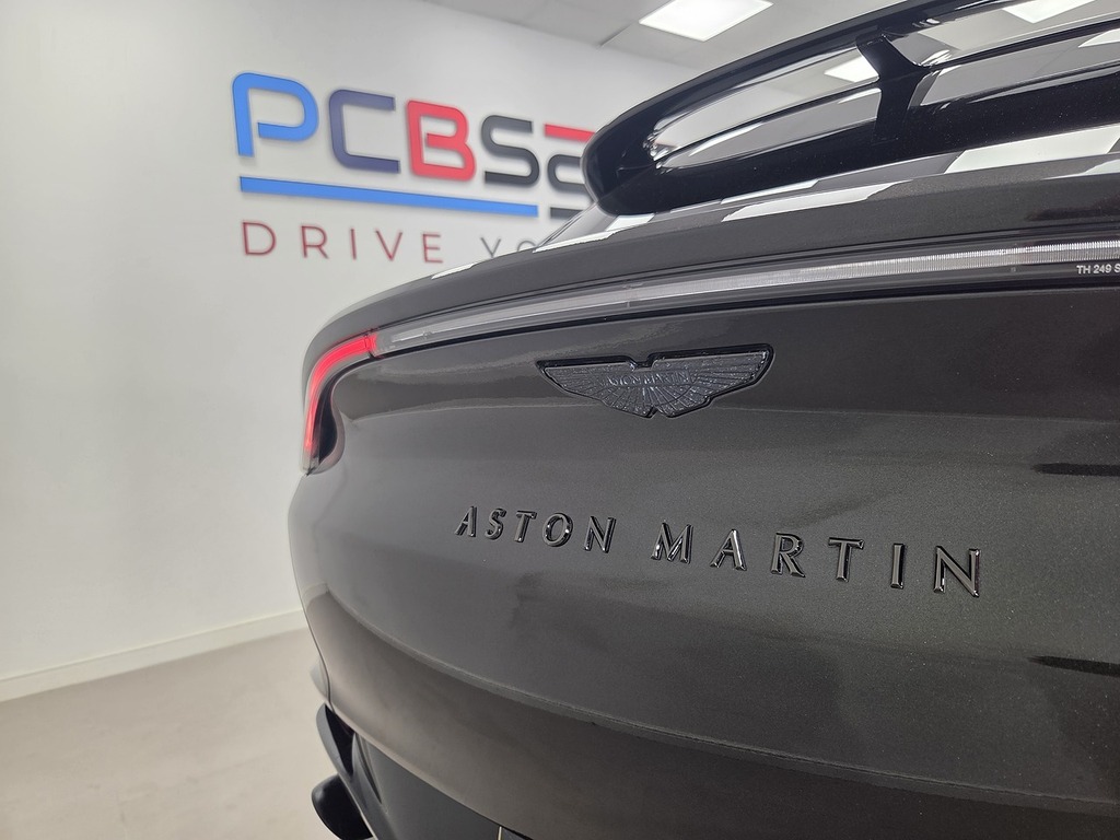 Aston Martin DBX V8 550 Touchtronic Grey #48