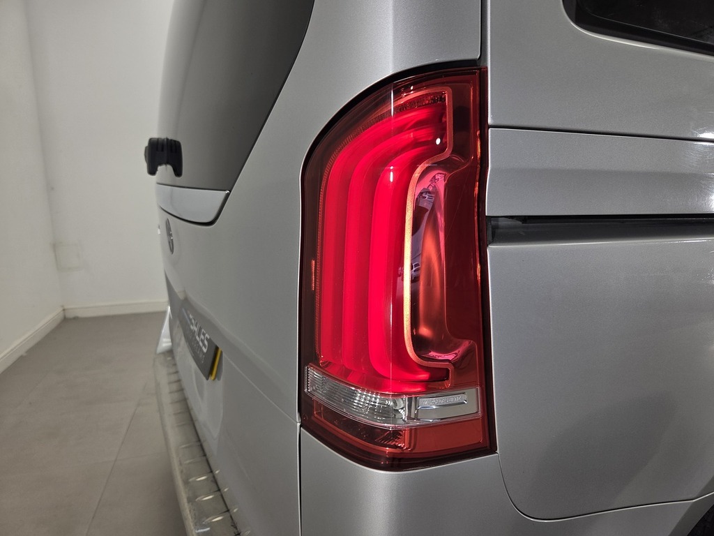 Mercedes-Benz V Class Amg Line Black #46
