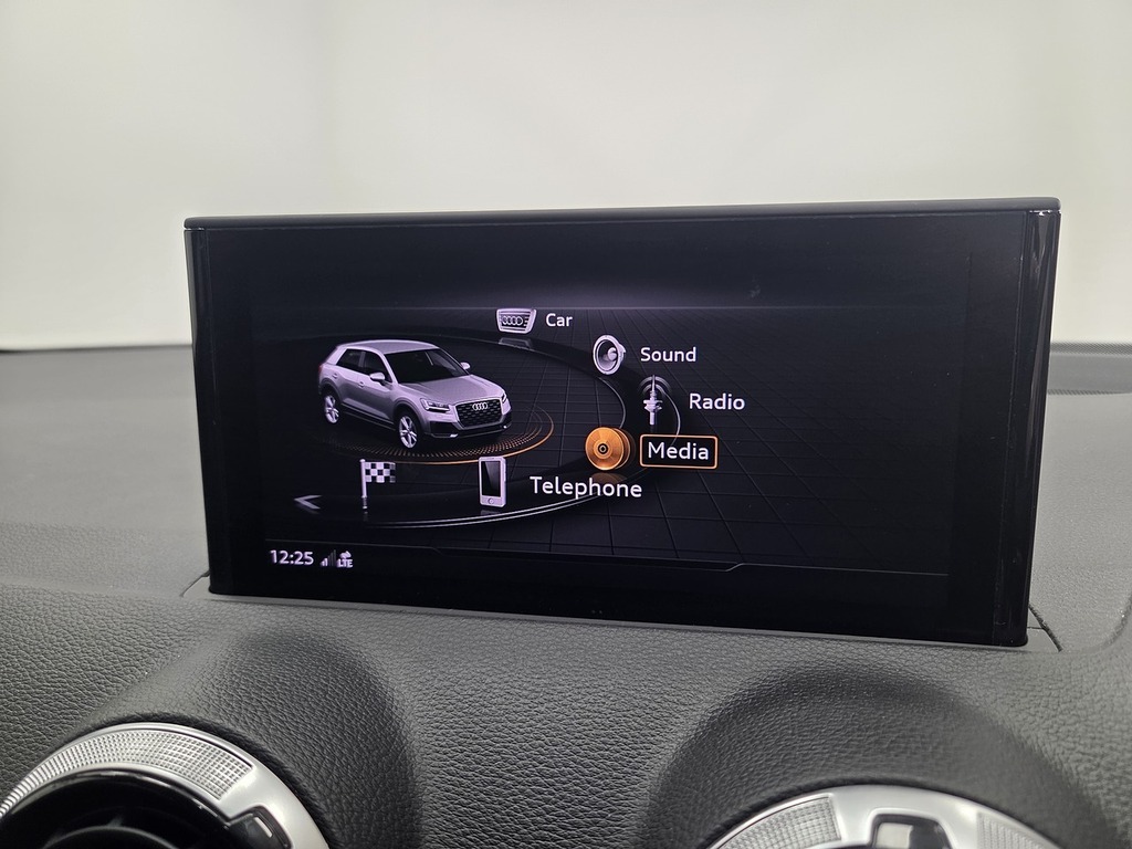 Audi Q2 35 Tfsi Sport Blue #33