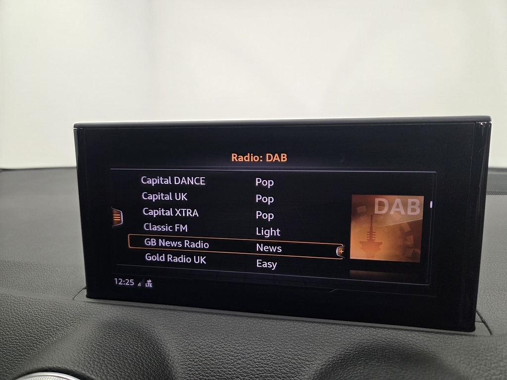 Audi Q2 35 Tfsi Sport Blue #34