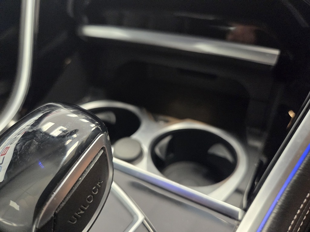 BMW 8 Series Gran Coupe 840D Xdrive Black #30