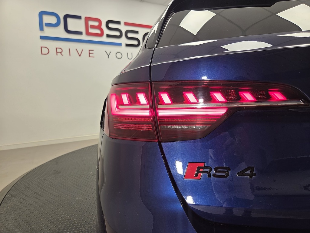 Audi RS4 Avant Rs 4 Avant Carbon Black 450 Ps Tiptronic Blue #49
