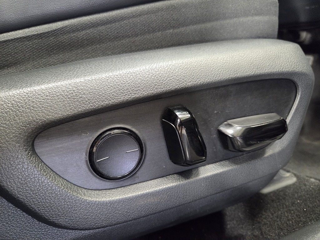 Lexus NX 2.5 450H 18.1Kwh F Sport Suv Plug-in H Black #4