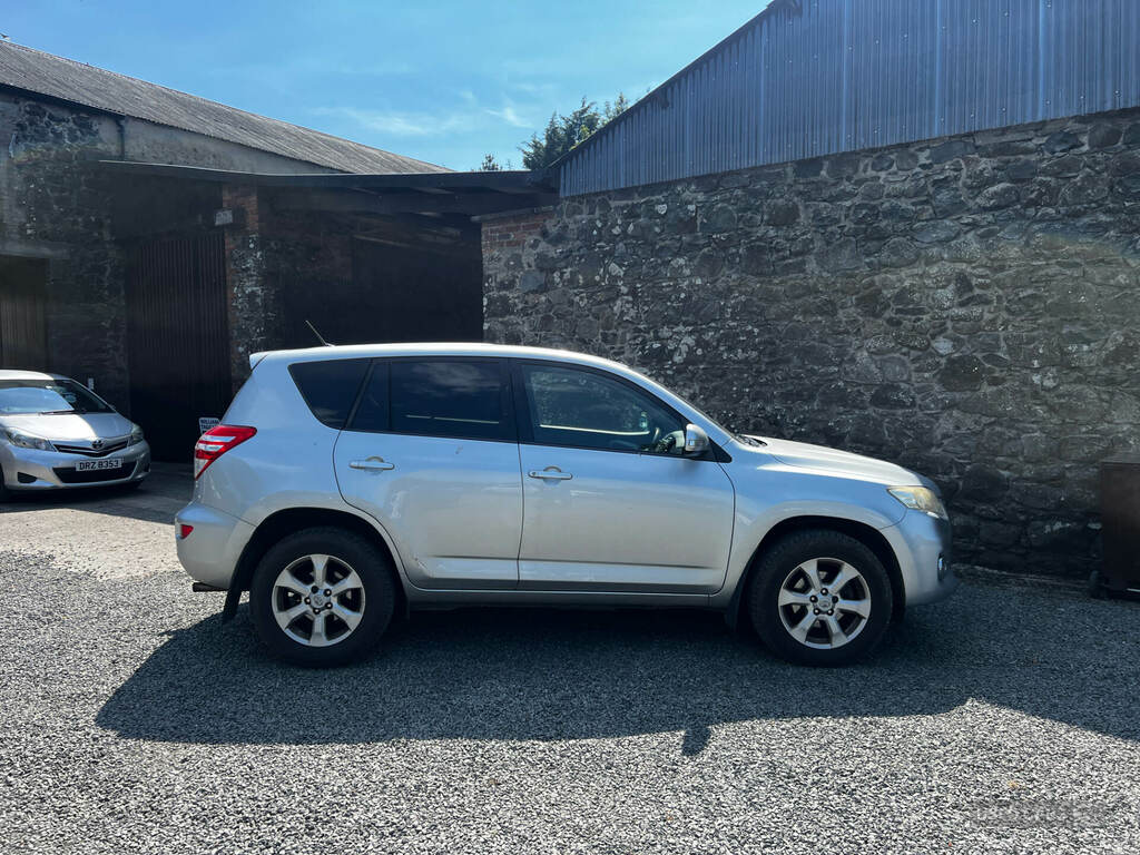 Toyota Rav 4 2.2 D-4d Xt-r Silver