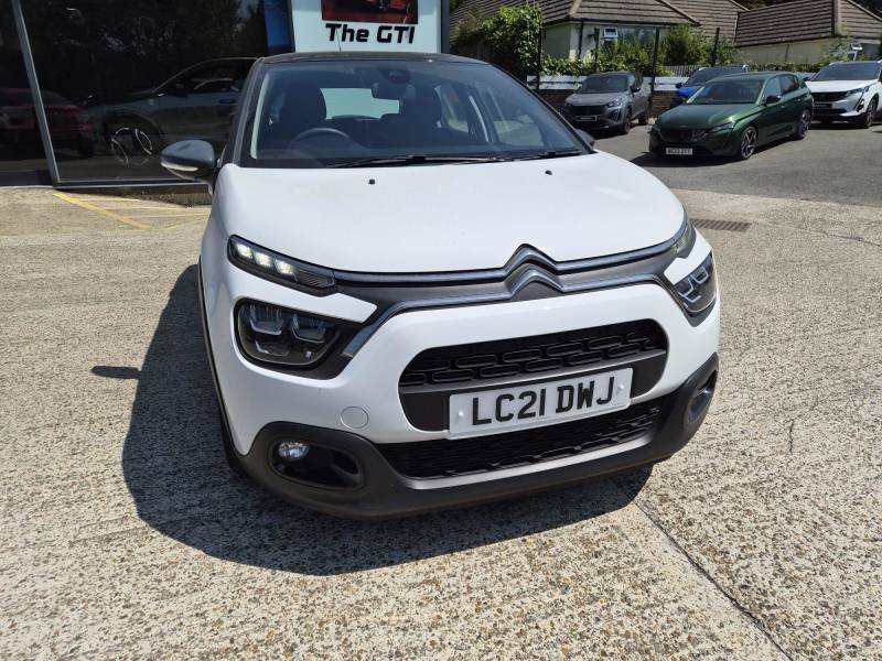 Citroen C3 1.2 Puretech Shine Euro 6 Ss LC21DWJ White #2
