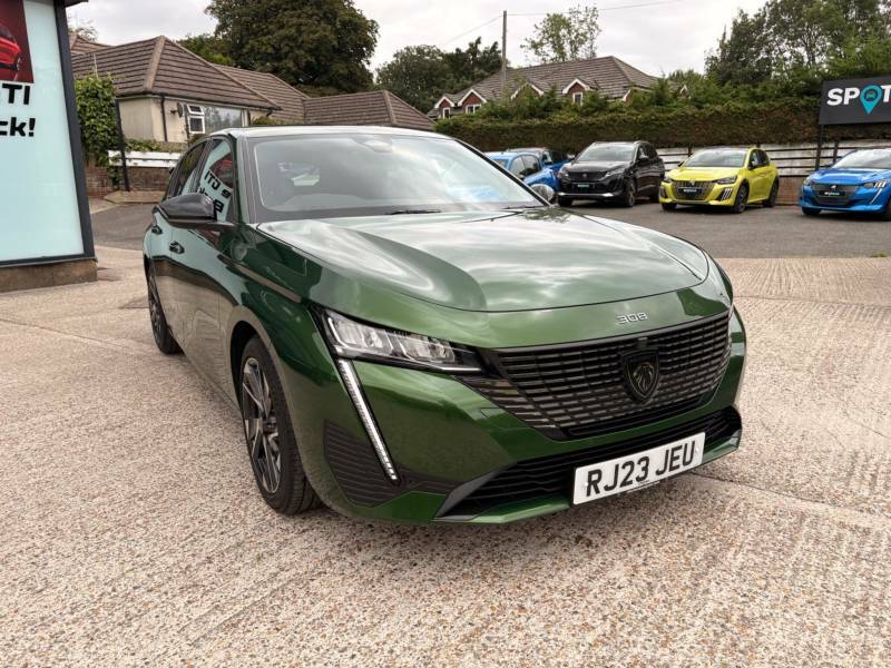Peugeot 308 1.2 Puretech Allure Premium Eat8 Green