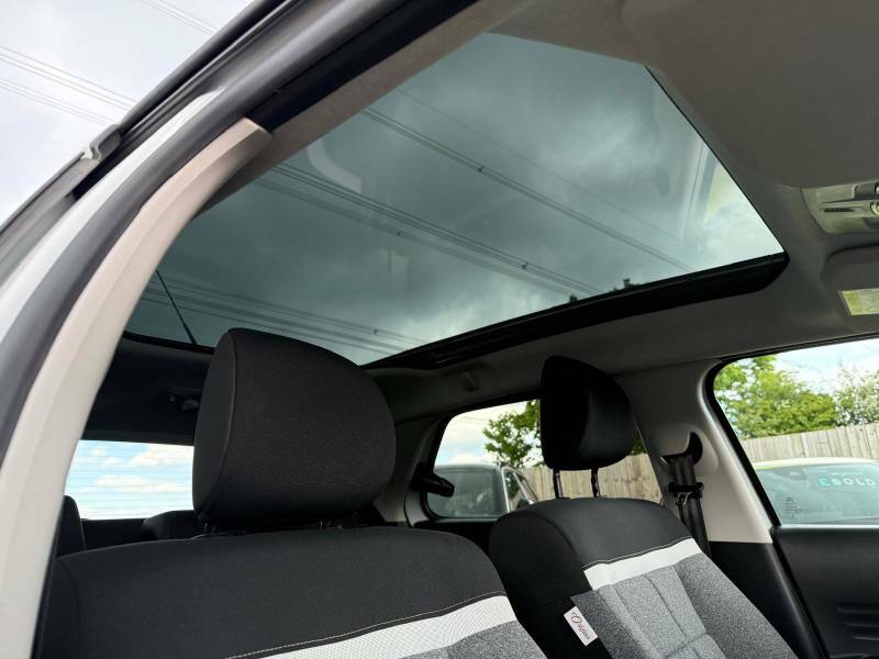 Citroen C4 Cactus Flair White #26