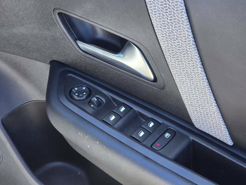 Citroen C4 1.2 Puretech 130 C-series Ed White #44