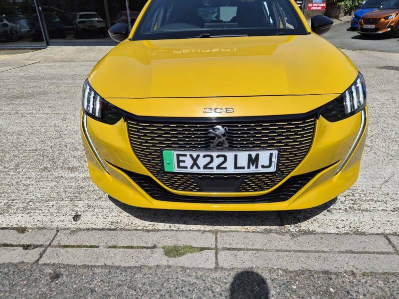 Peugeot e-208 50Kwh Gt Premium - 2022 22 Yellow #6