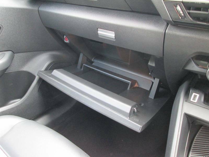 Citroen C4 1.5 Bluehdi 110 Sense Plus Black #40