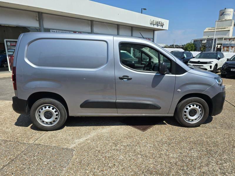 Citroen Berlingo  White #8